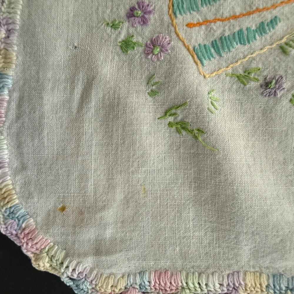 Vintage‎ Hand Embroidered Linen Table Runner Girl Butterfly Pastel Crochet Edge